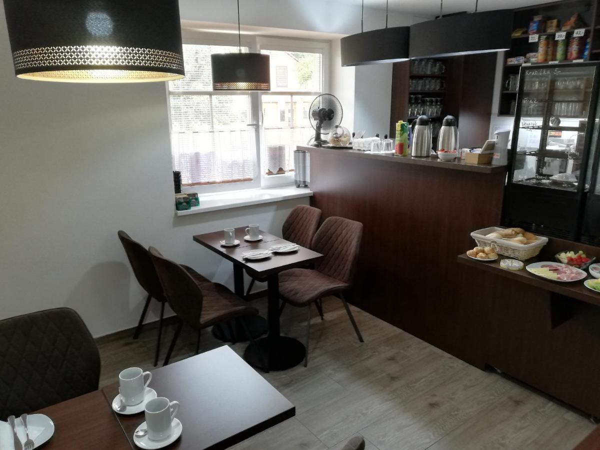 Penzion A Wellness - Jilan, Naves Svobody 39, Olomouc Buitenkant foto